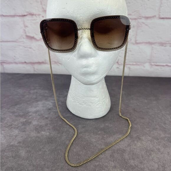 Chanel Square Sunglasses with CC Chain 4244 - Picture 1 of 16
